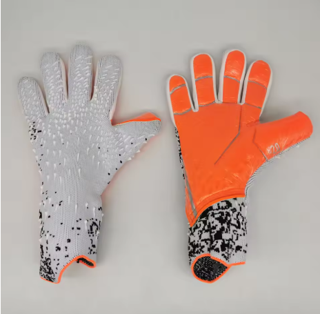 Predator Goal Keeper Gloves